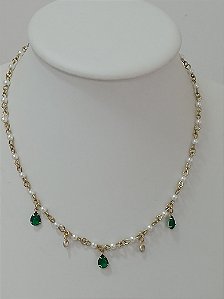 Colar pérola com gota verde e zircônia