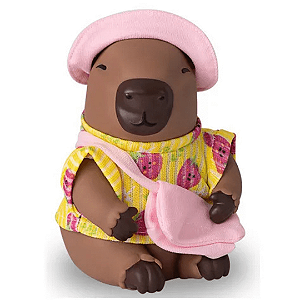 Capivara Lola Em Vinil Com Roupas 8386 Diver Toys