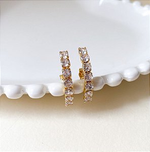 Brinco ear hook zircônia