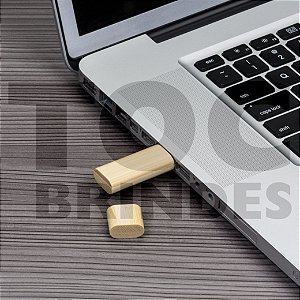 Pen drive em bambu, ecológico, bordas arredondadas, tampa imantada, com armazenamento de 4GB, 8GB, 16GB ou 32GB