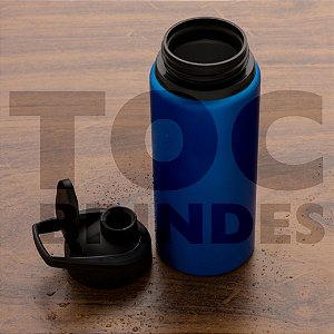 Squeeze 600ml, em alumínio fosco colorido, tampa plástica rosqueável com alça, bico com tampa