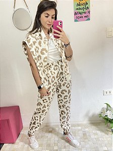 CONJUNTO DE MOLETOM FLANELADO ONÇA OFF WHITE