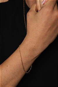 PULSEIRA GROUMET 3 X 1 COM 20 CM DE COMPRIMENTO OURO 18K.