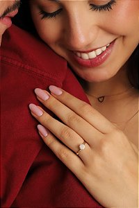 ANEL SEXTAVADO COM PEDRA DE ZIRCÔNIA OURO 18K. OBS. NUMERAÇÃO DISPONÍVEL ATÉ 24.