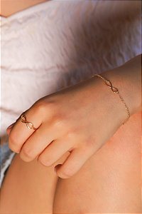 PULSEIRA ELOS PORTUGUESES COM INFINITO COM 18 CM DE COMPRIMENTO OURO 18K.