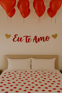 Faixa Decorativa “Eu Te Amo” – com Corações Dourado – 1 unidade