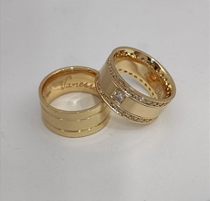 Alianças em ouro amarelo 18k  com diamantes