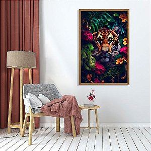Tigre no Fundo Floral Tropical