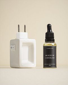 Kit Difusor Elétrico e Essência Concentrada Musgo de Carvalho 30ml