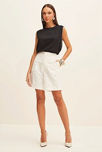 Blusa Preta com Detalhes nas Cavas Fórum