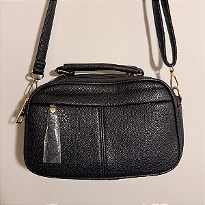 Crossbody preta em couro ecológico