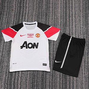 Kit Infantil Manchester United 2 Retrô Camisa e Short 2011 / 2012