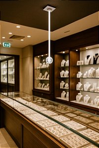 Luminária pendente para Joalheria.