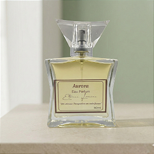 Perfume Aurora – Floral Amadeirado | Recomeço e Renascimento