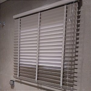 PERSIANA HORIZONTAL 50 MM COM FITA