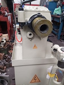 Torno Revólver Ama 1" 1/2 TR4 - Reformado Completo