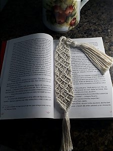 Marcador de páginas com tassel