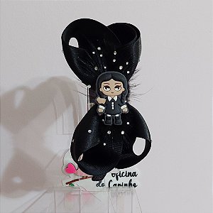 Tiara Wandinha Festa