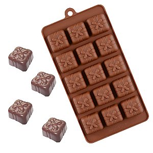 Molde de Silicone Bombom Presente Natal para Chocolate Resina 15 Cavidades