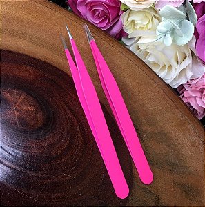 Pinça Kiss She Reta - Rosa