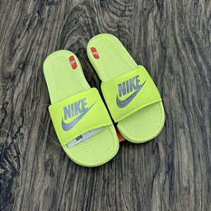 Chinelo Nike Victori Slide