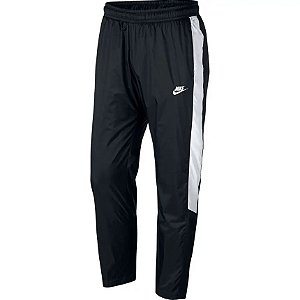 Calça Nike Sportswear Impermeável Preto com Branco
