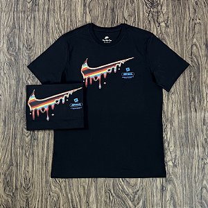 Camiseta Nike Sportswear Swoosh Color