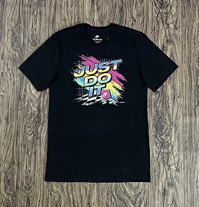 Camiseta Nike Sportswear Just do It Preta