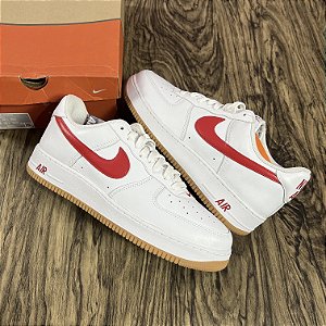 Tênis Nike Air Force 1 Retro Color Of The Month University Red