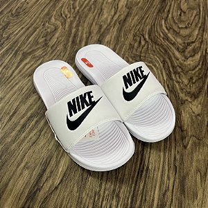 Chinelo Nike Victori Branco