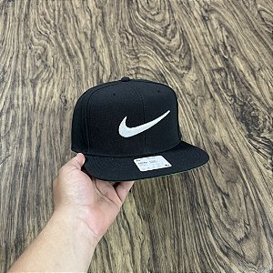 Boné Nike Aba Reta Swoosh Preto