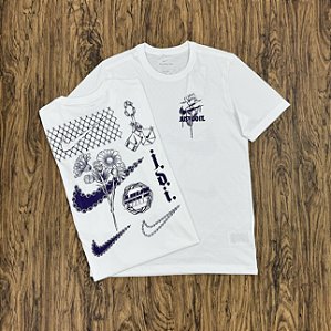 Camiseta Nike Just do It Flowers Branca