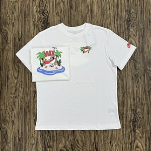 Camiseta Nike Sportswear Summer Branca