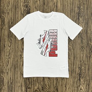 Camiseta Puma Sneaker Graphic Branca