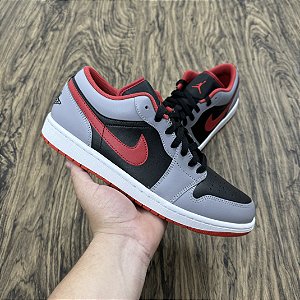 Tênis Nike Air Jordan 1 Low Black Cement