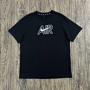 Camiseta Nike Air Sportswear Preta