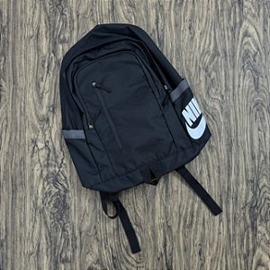 Mochila Nike Logo Lateral 24L