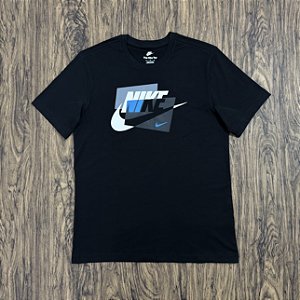 Camiseta Nike Sportswear Graphic Preta