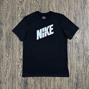 Camiseta Nike Fitness Preta