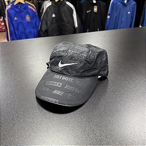 Boné Nike Tailwind 100% Refletivo