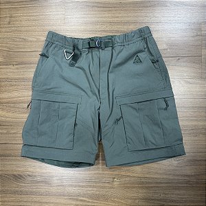 Calça Nike ACG Cargo Verde