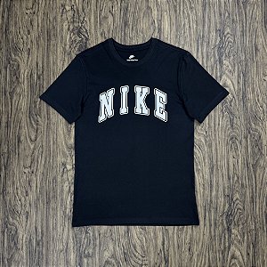 Camiseta Nike Sportswear Club
