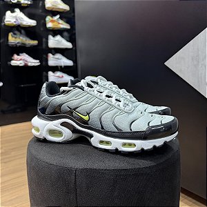 Tênis Nike Air Max Plus Bright Cactus