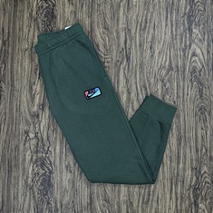 Calça Nike Sportswear Patch Verde