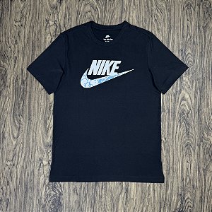 Camiseta Nike Sportswear Splash Preta