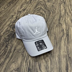 Boné Nike Jordan Club Cinza