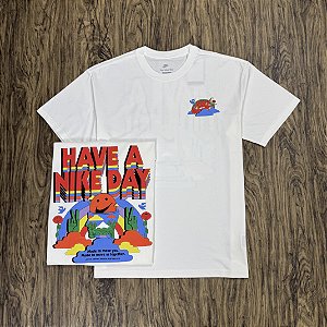 Camiseta Nike Sportswear M90 Have a Nike Day Branca