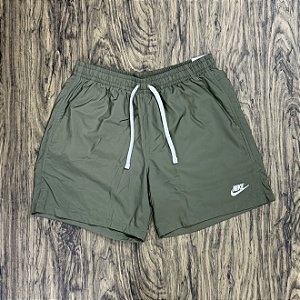 Short Nike Sportswear Woven Flow Verde Militar