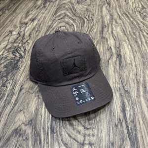 Boné Nike Jordan Club Marrom