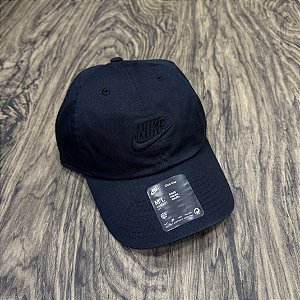 Boné Nike Club Preto All Black